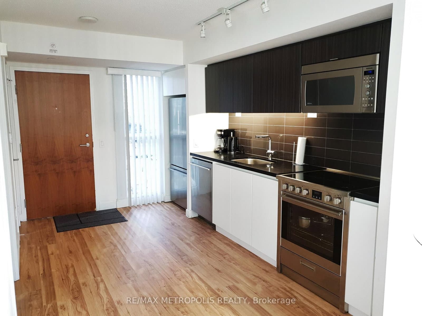 85 Queens Wharf Road, Unit 307 thumbnail 15