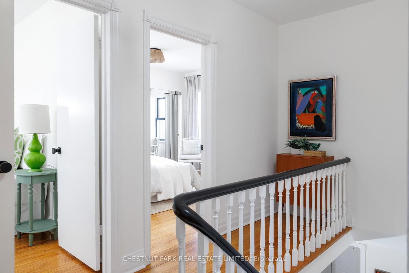 264 Oriole Parkway thumbnail 23