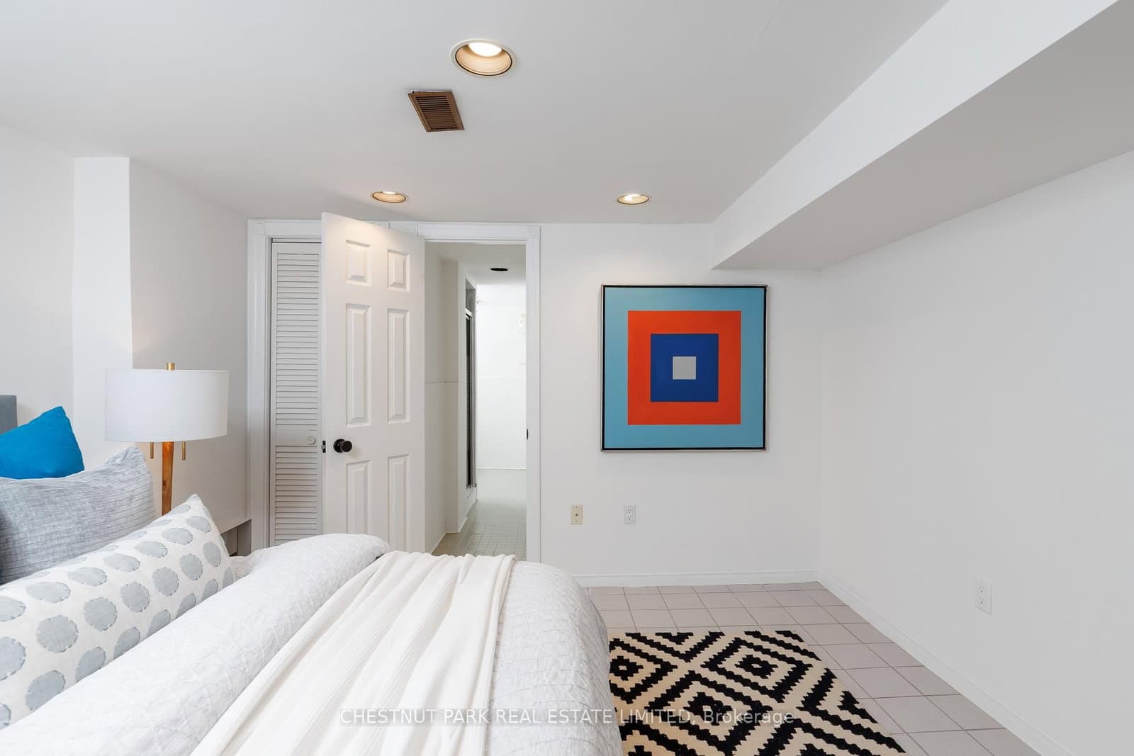 264 Oriole Parkway thumbnail 42