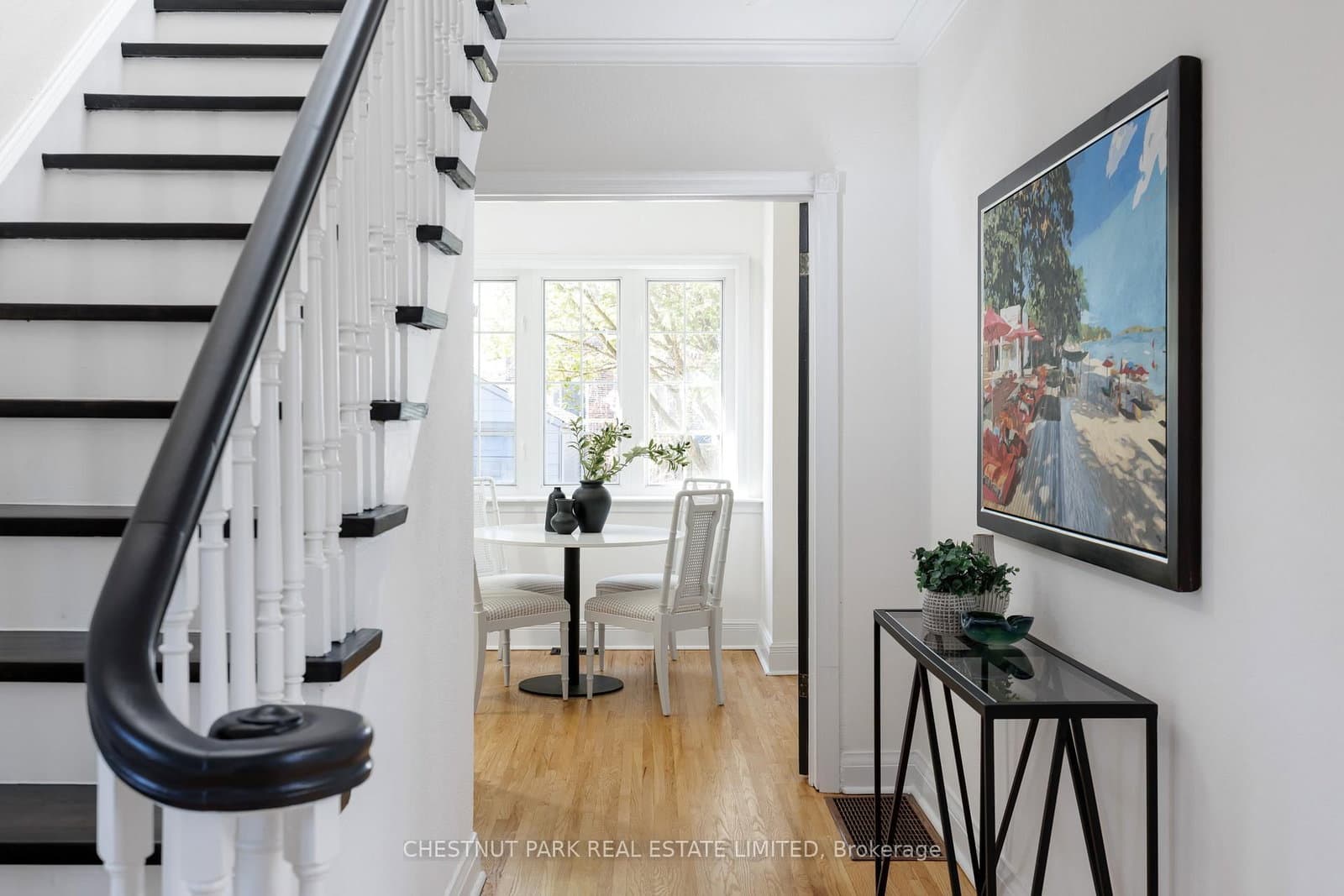 264 Oriole Parkway thumbnail 9