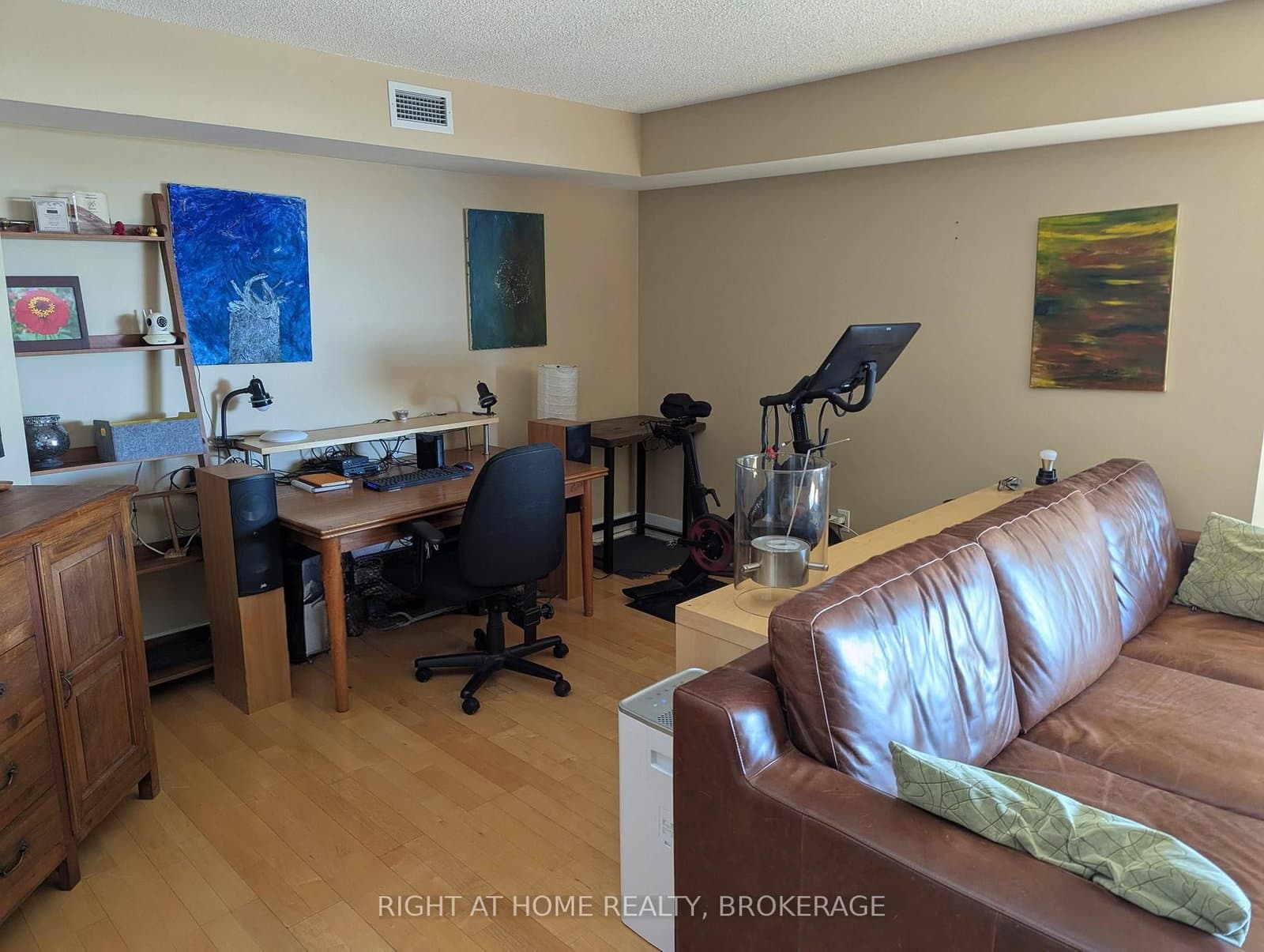 550 Queens Quay W, Unit 608 thumbnail 9