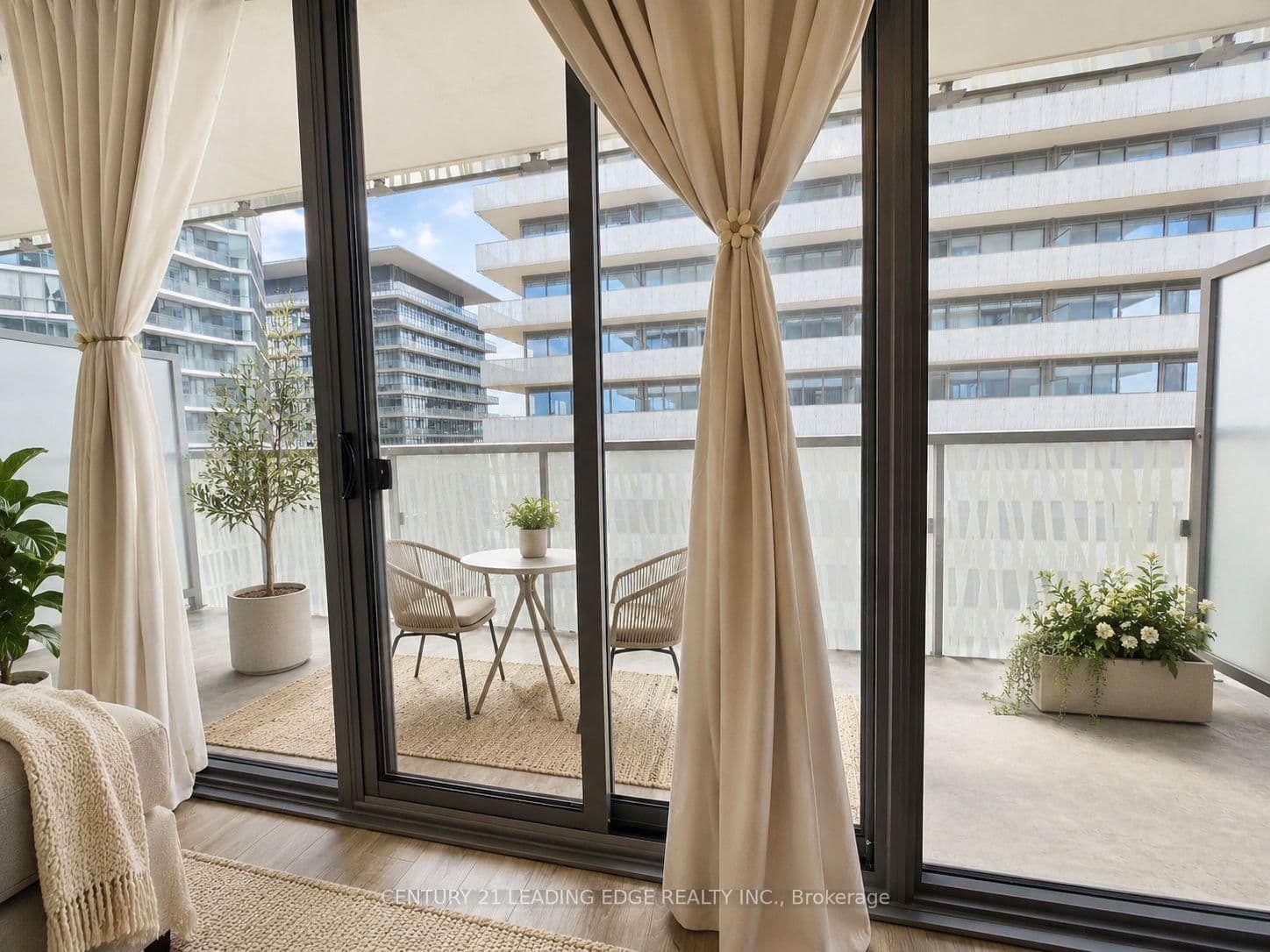 50 Charles Street E, Unit 3906 thumbnail 10