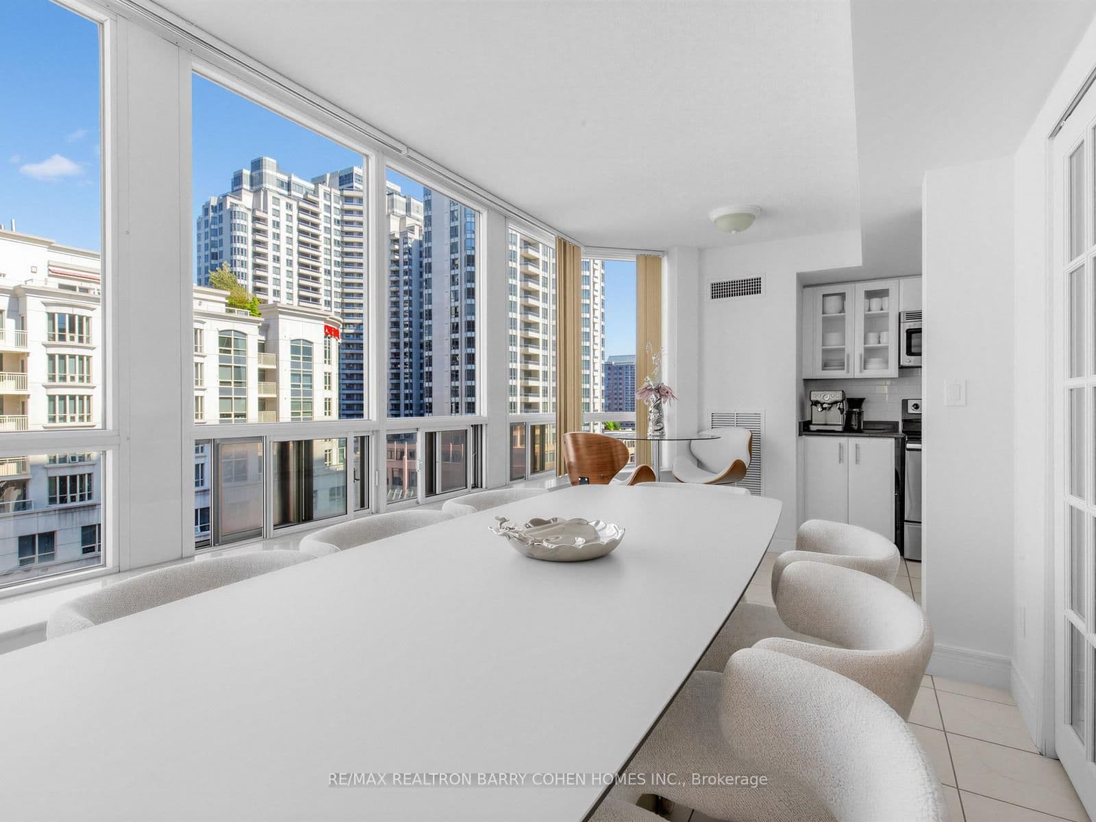 5418 Yonge Street, Unit 812 thumbnail 13