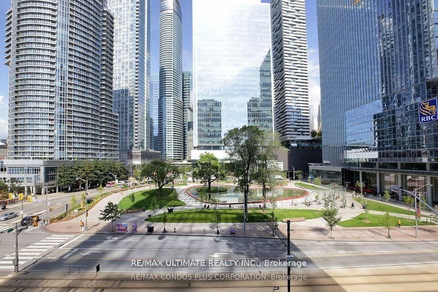77 Harbour Square, Unit 601 thumbnail 12