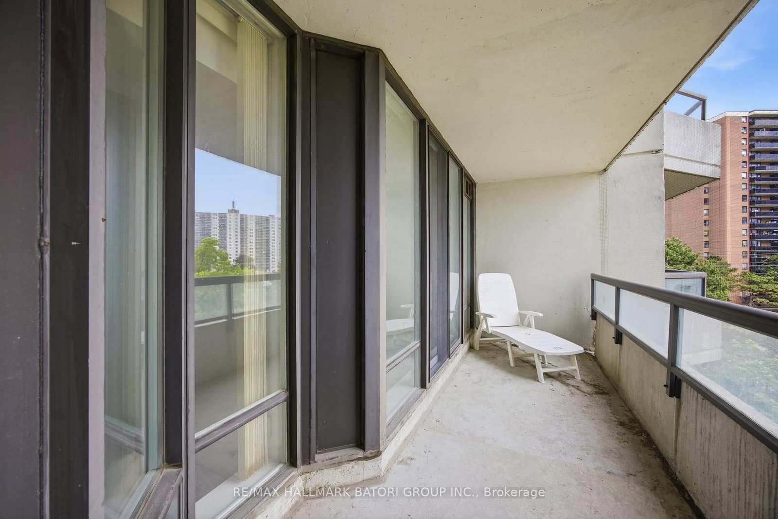 1121 W Steeles Avenue W, Unit 514 thumbnail 19