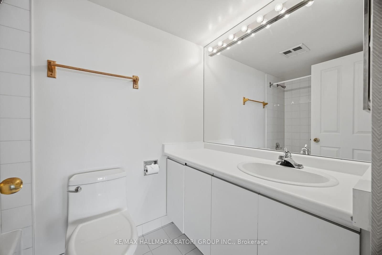 1121 W Steeles Avenue W, Unit 514 thumbnail 22