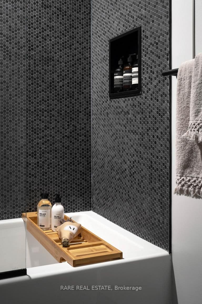 25 Dalhousie Street, Unit 1209 thumbnail 12