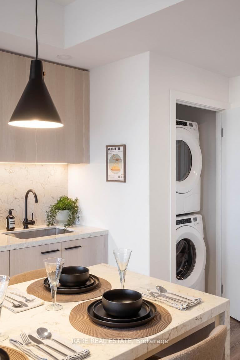 25 Dalhousie Street, Unit 1209 thumbnail 6