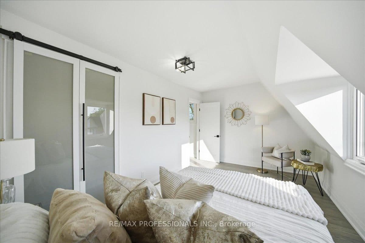 777 Dufferin Street thumbnail 29
