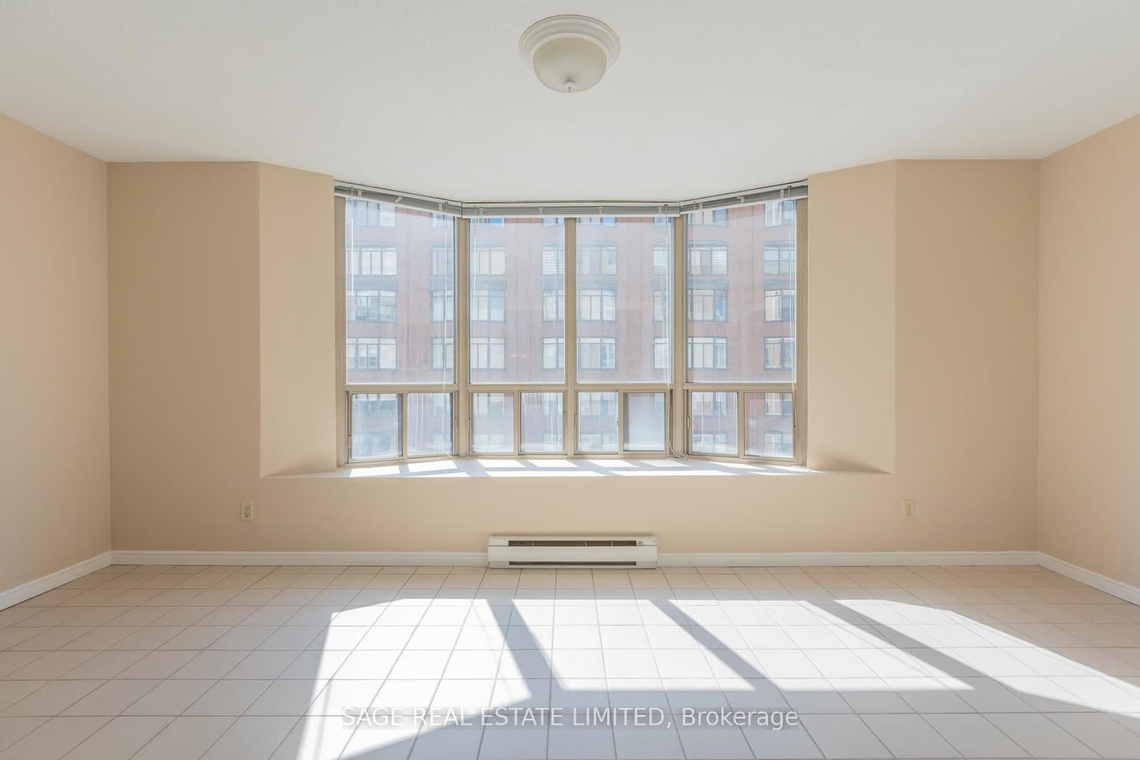 25 George Street, Unit 302 thumbnail 16