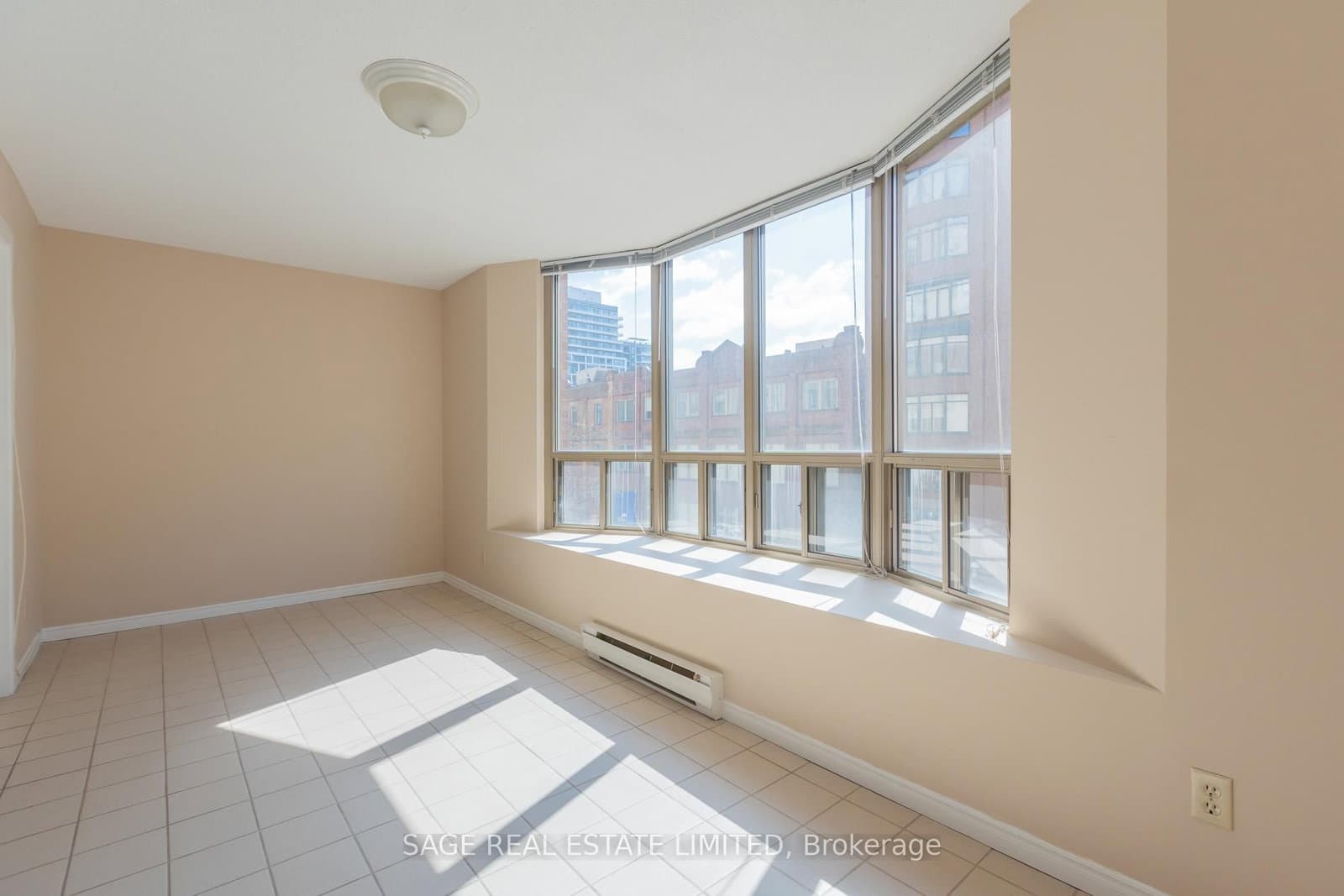 25 George Street, Unit 302 thumbnail 17