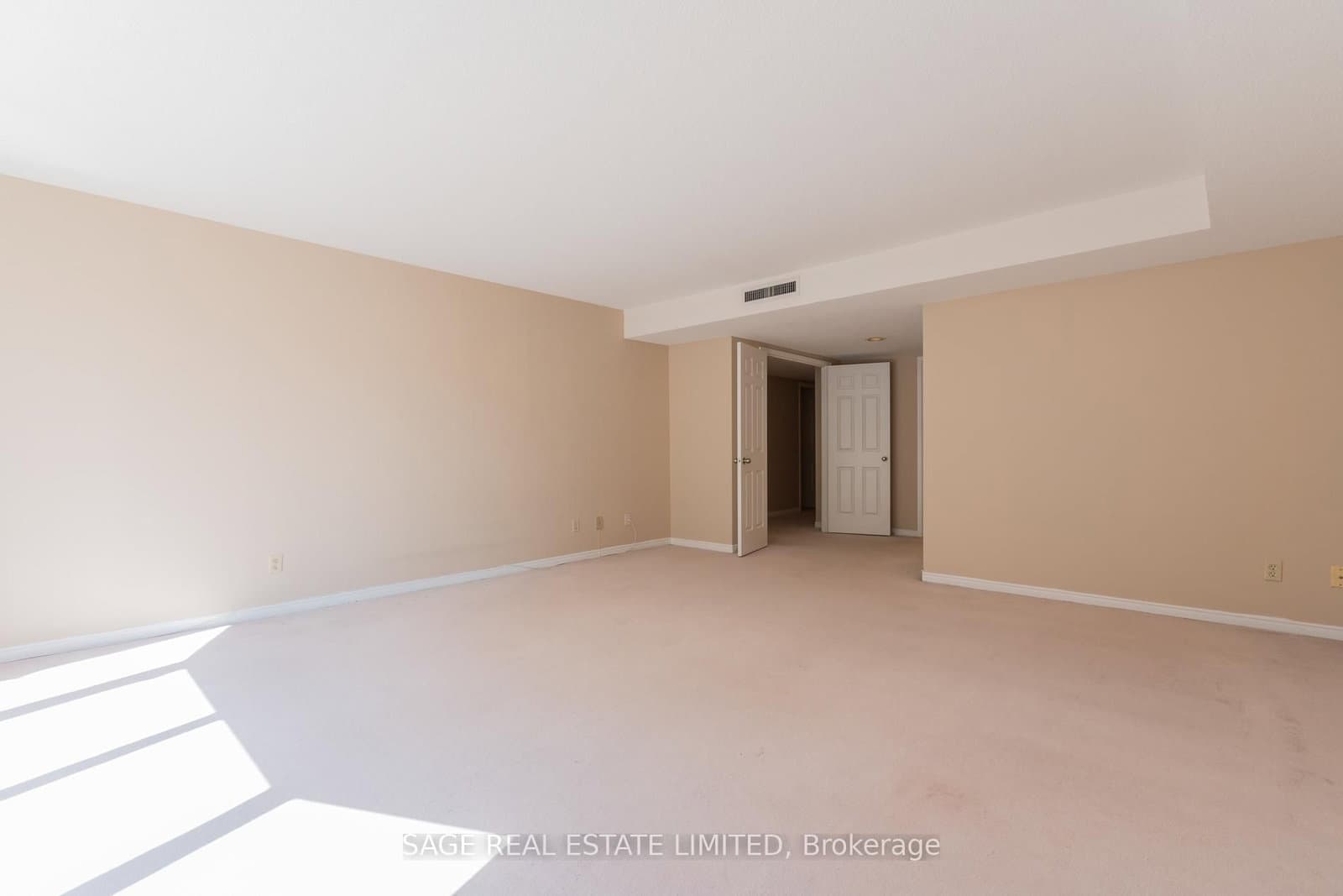 25 George Street, Unit 302 thumbnail 30