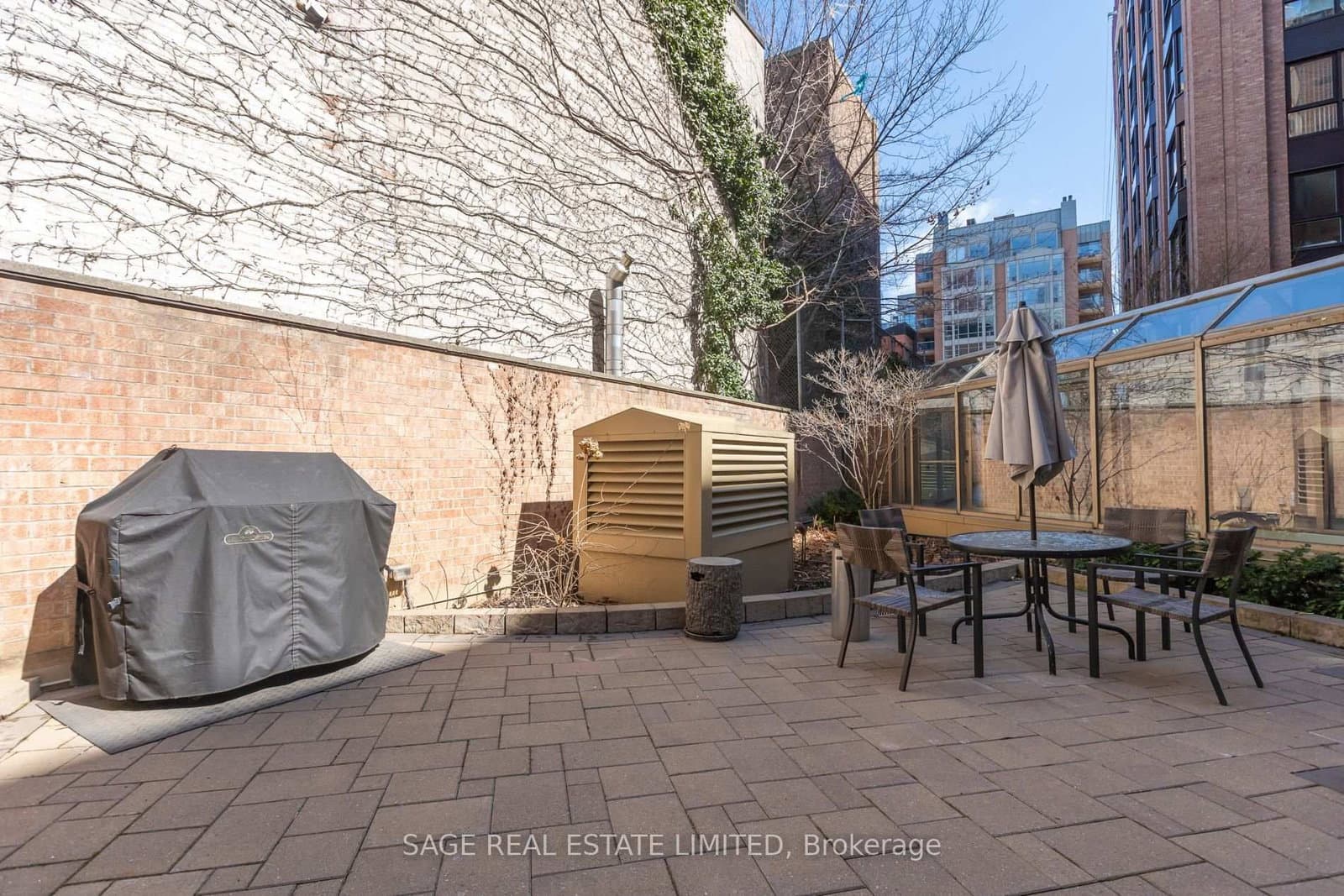 25 George Street, Unit 302 thumbnail 37