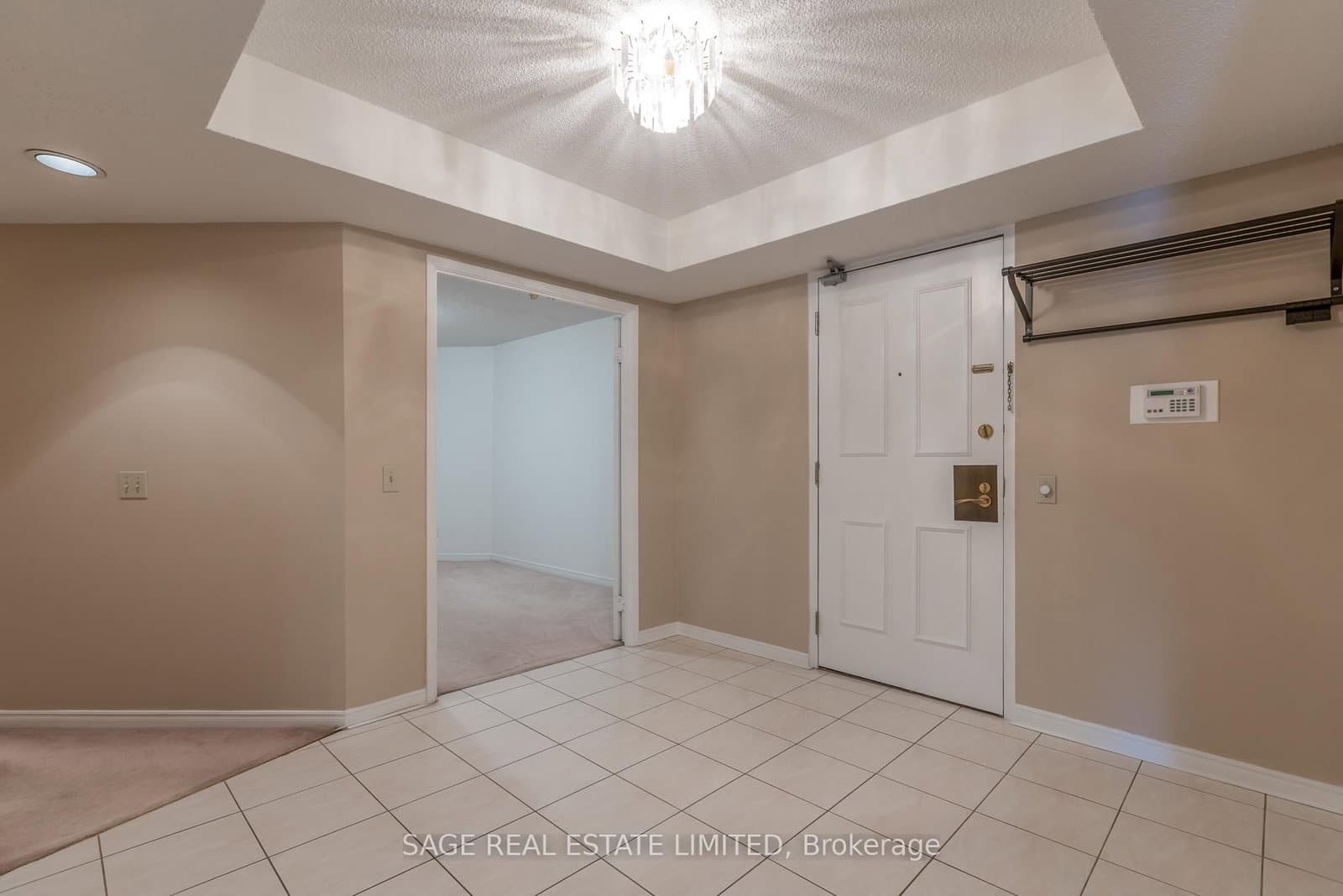 25 George Street, Unit 302 thumbnail 4