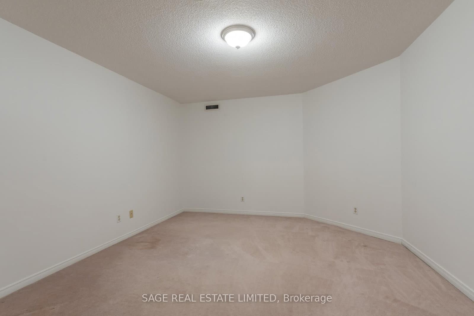 25 George Street, Unit 302 thumbnail 7