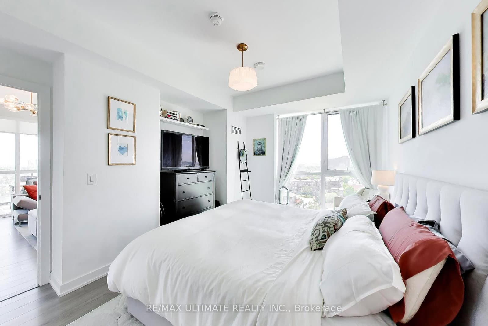 1603 Eglinton Avenue W, Unit 1104 thumbnail 17