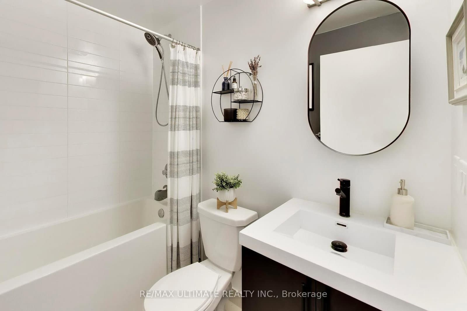 1603 Eglinton Avenue W, Unit 1104 thumbnail 24