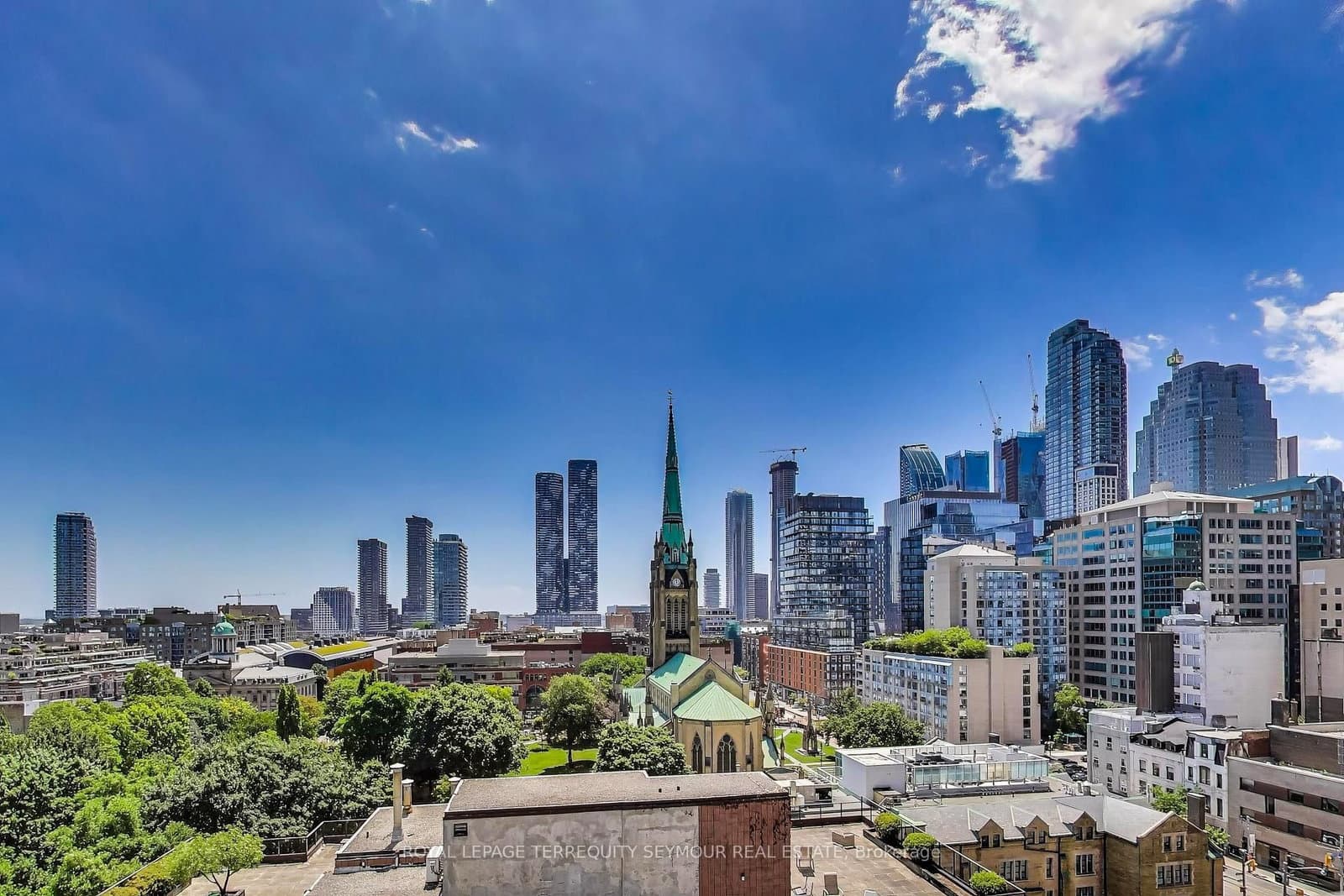 77 Lombard Street, Unit PH3 thumbnail 18