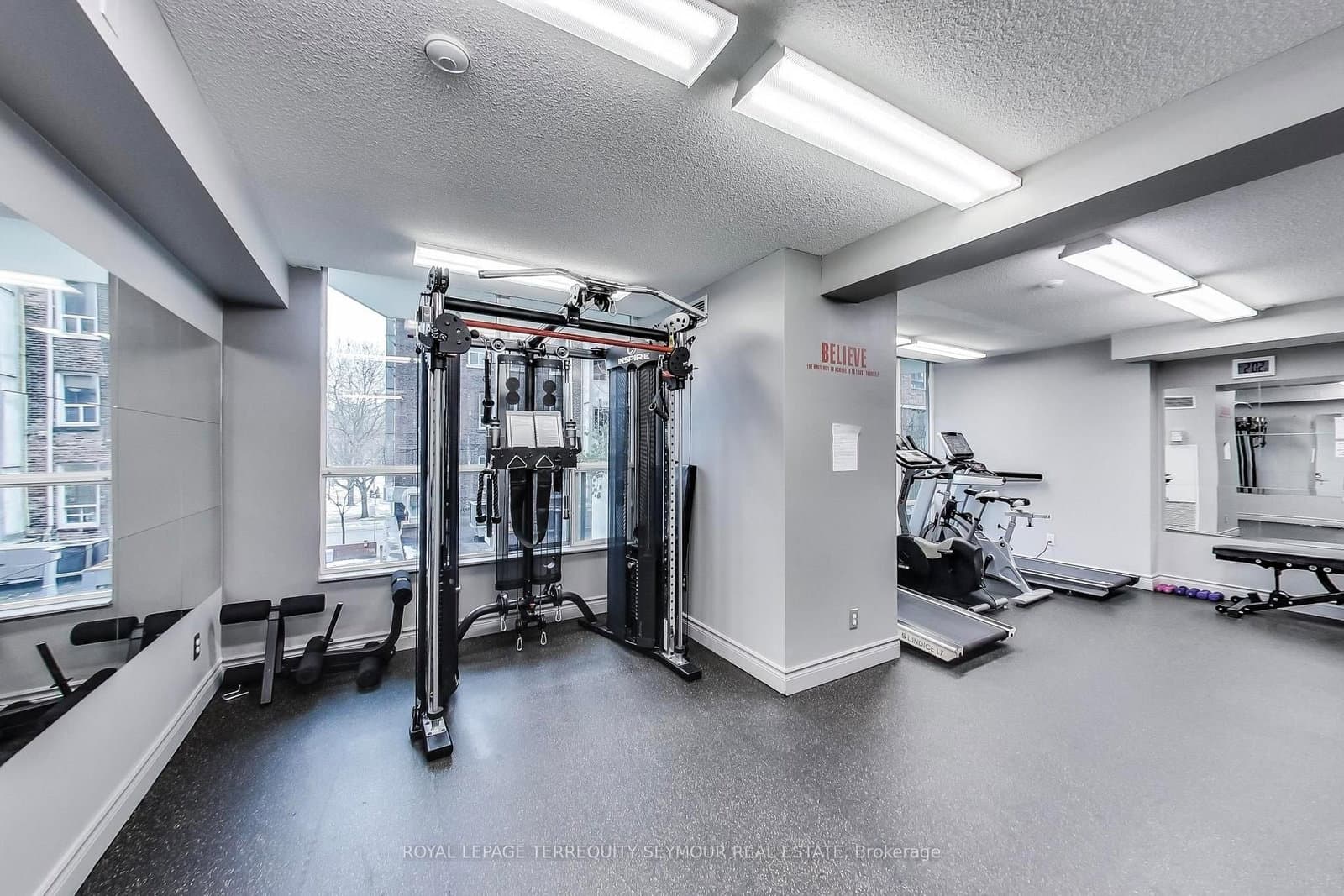77 Lombard Street, Unit PH3 thumbnail 29