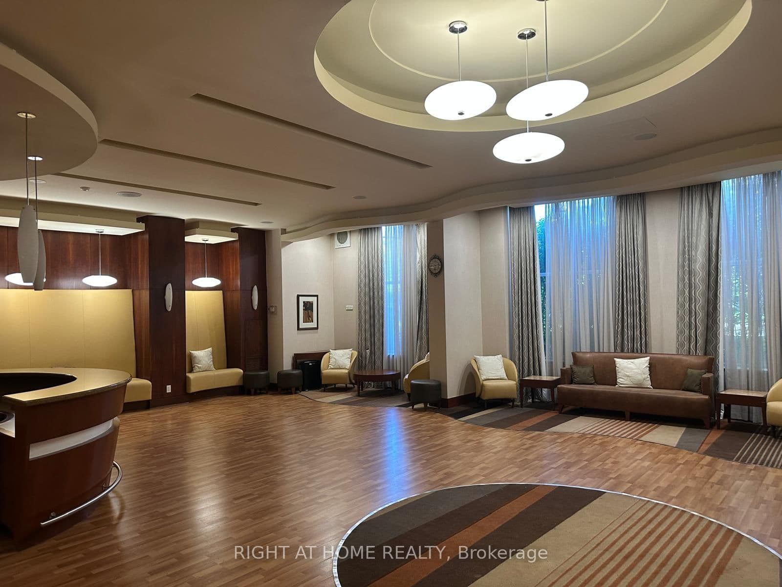 8 Mckee Avenue, Unit 201 thumbnail 16