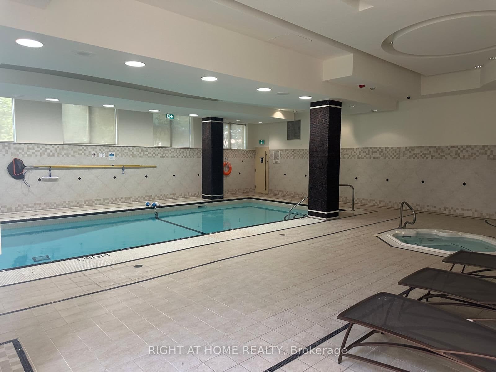 8 Mckee Avenue, Unit 201 thumbnail 18