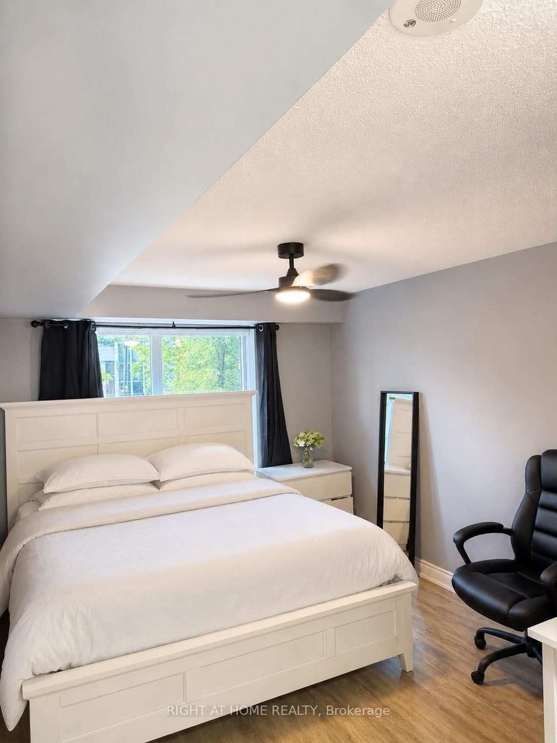 8 Mckee Avenue, Unit 201 thumbnail 9