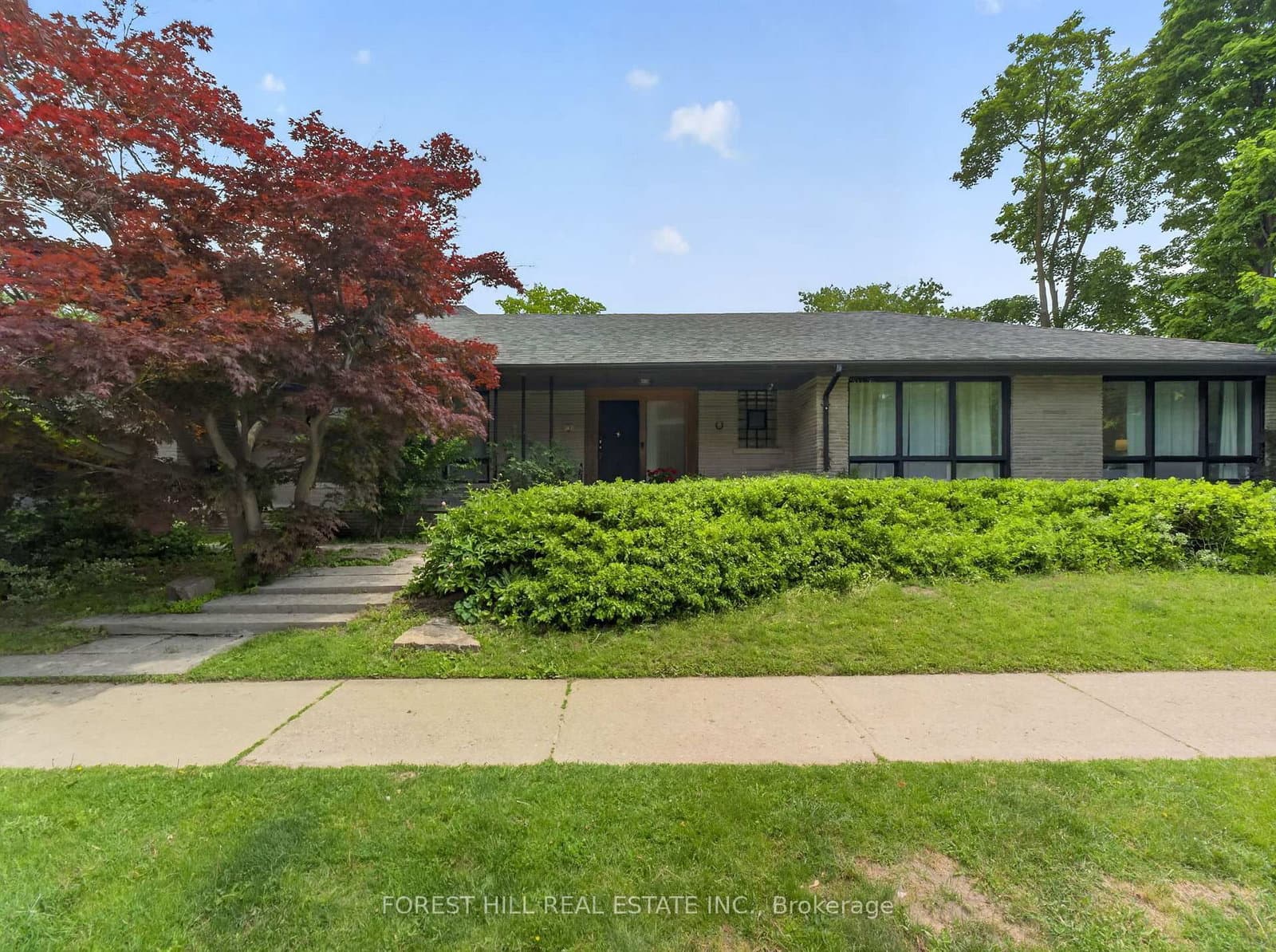 3 Glen Rush Boulevard - Image 1