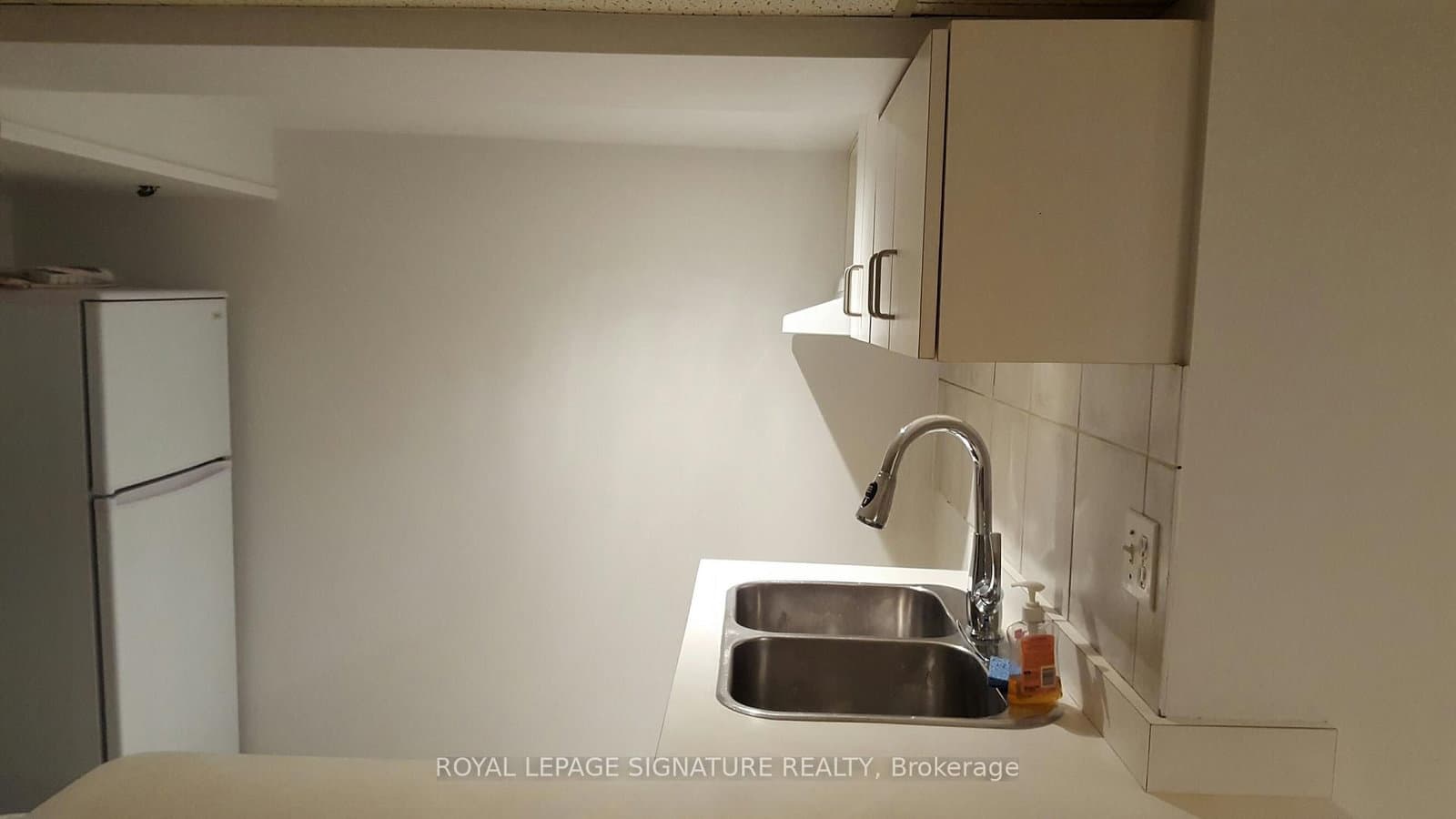 27 Hillsboro Avenue thumbnail 23