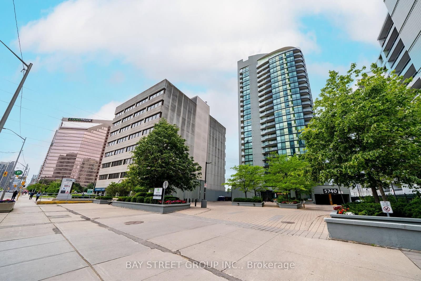 5740 Yonge Street, Unit 2009 thumbnail 3