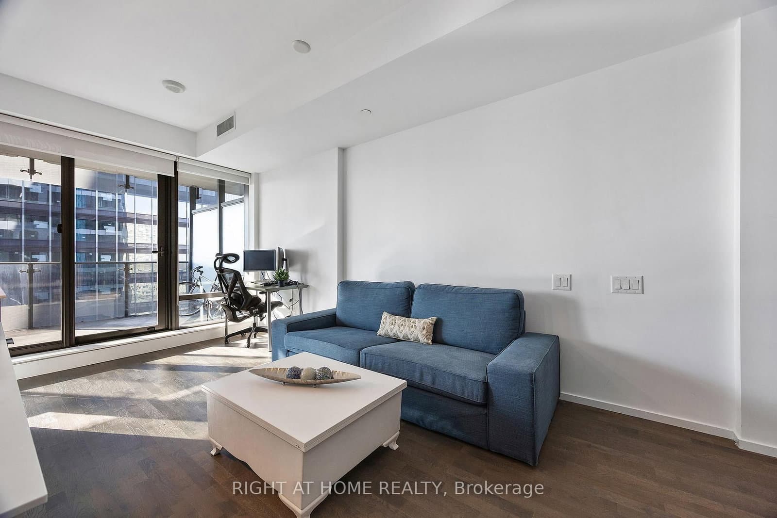 5 St. Joseph Street, Unit 3403 thumbnail 7