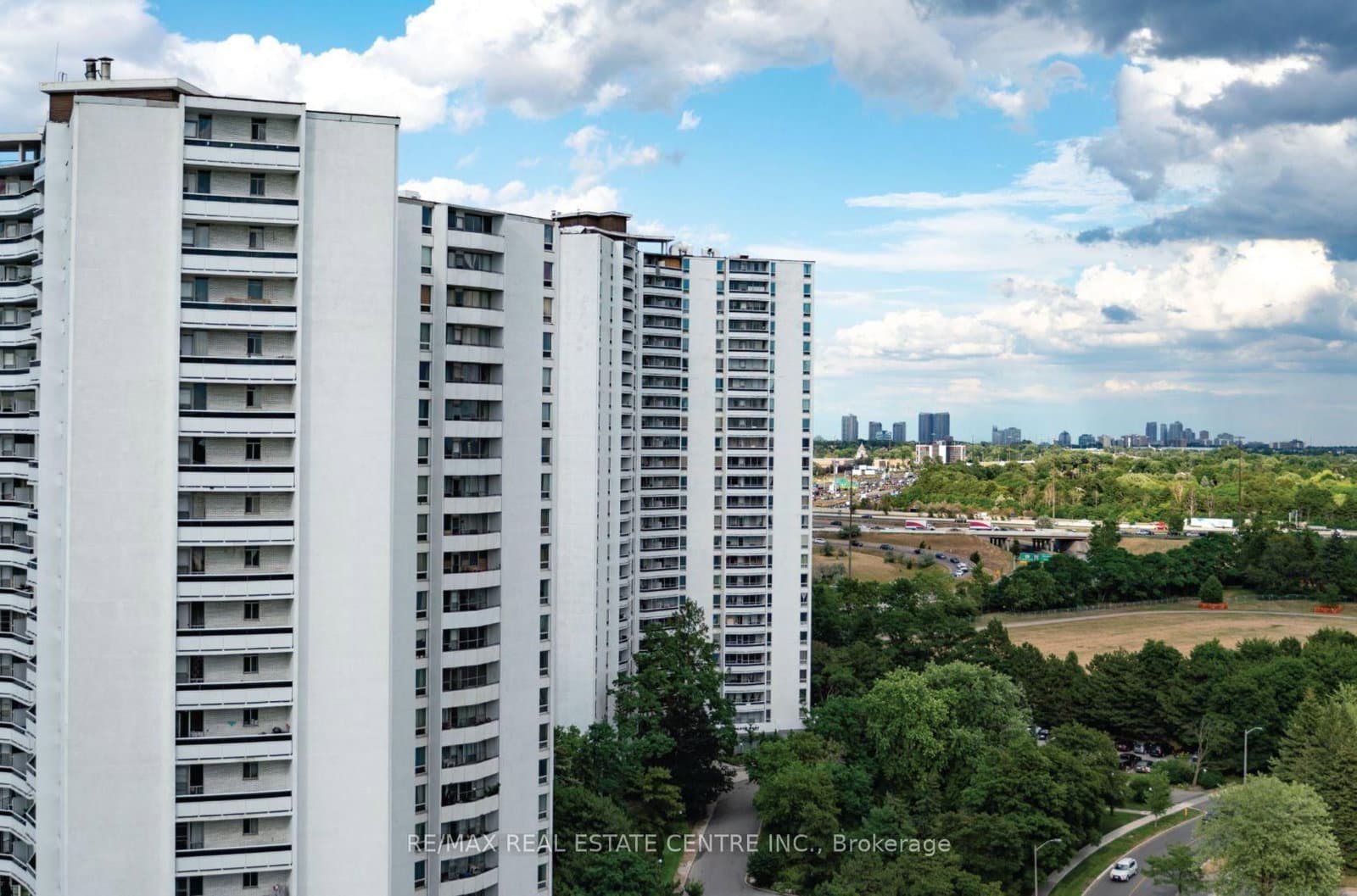 150 Graydon Hall Drive, Unit 704 thumbnail 18
