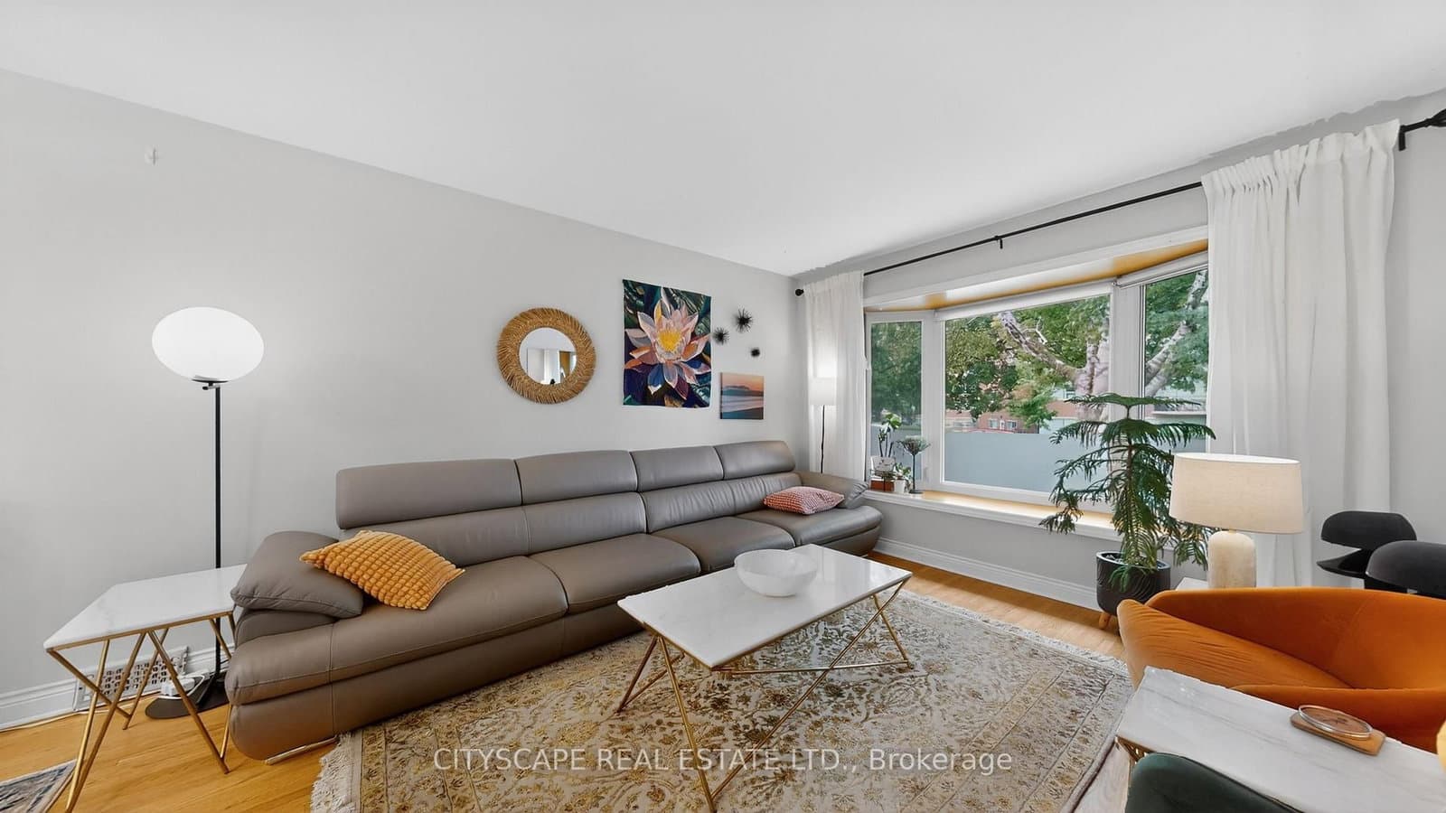 79 Paperbirch Drive thumbnail 6
