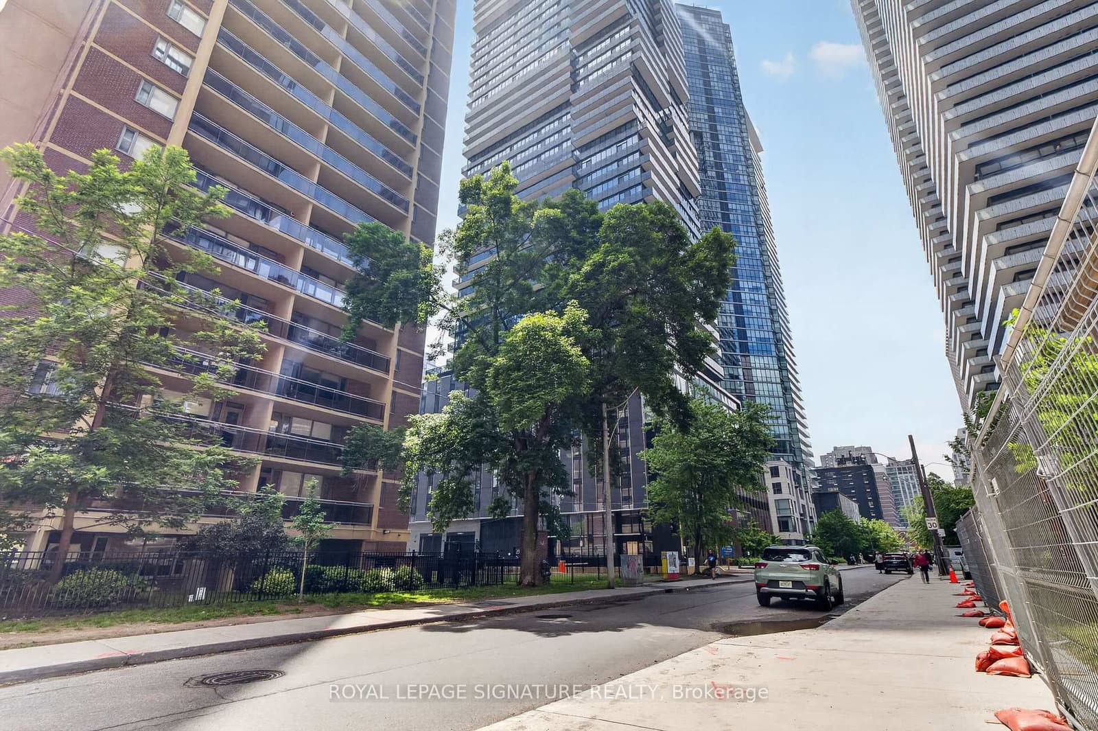 55 Charles Street E, Unit 4303 - Image 1