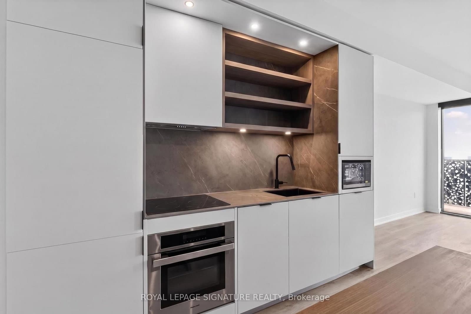 55 Charles Street E, Unit 4303 thumbnail 12