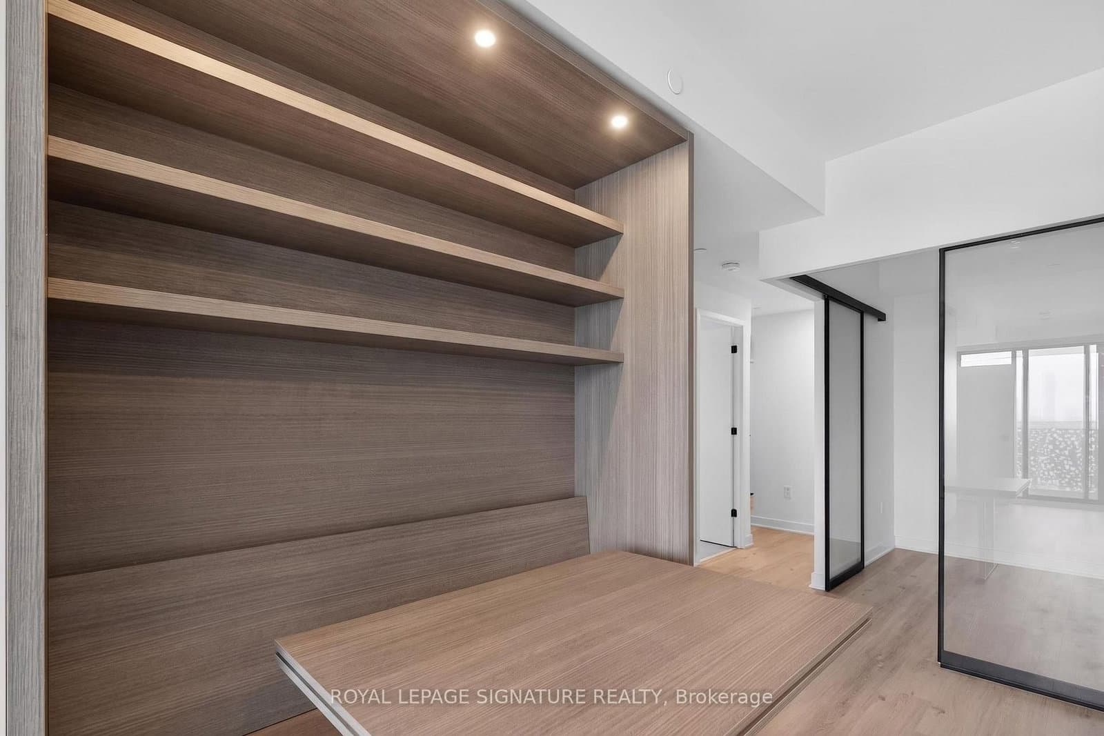 55 Charles Street E, Unit 4303 thumbnail 13