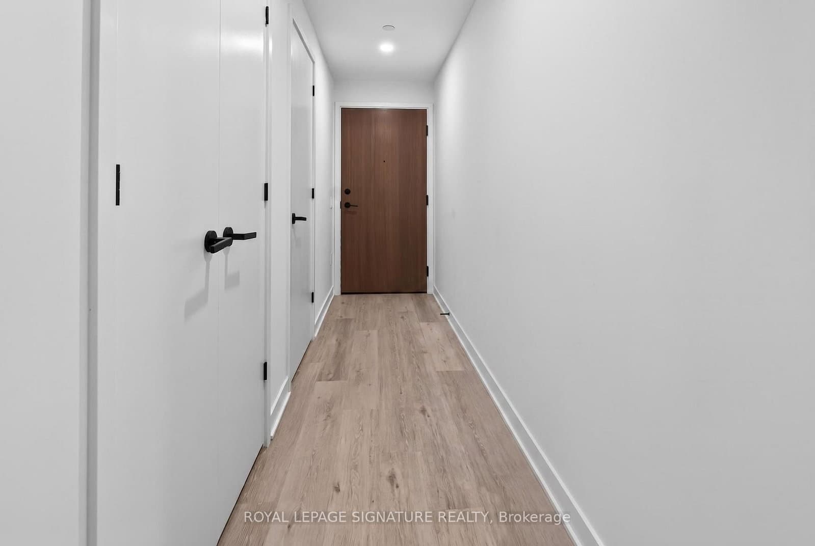 55 Charles Street E, Unit 4303 thumbnail 6