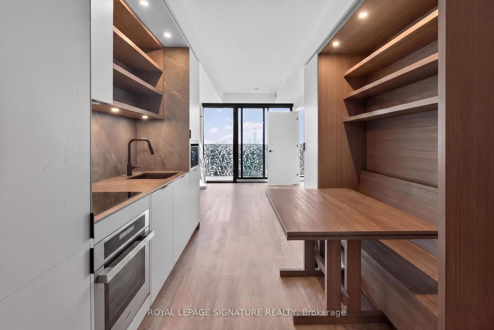 55 Charles Street E, Unit 4303 thumbnail 9