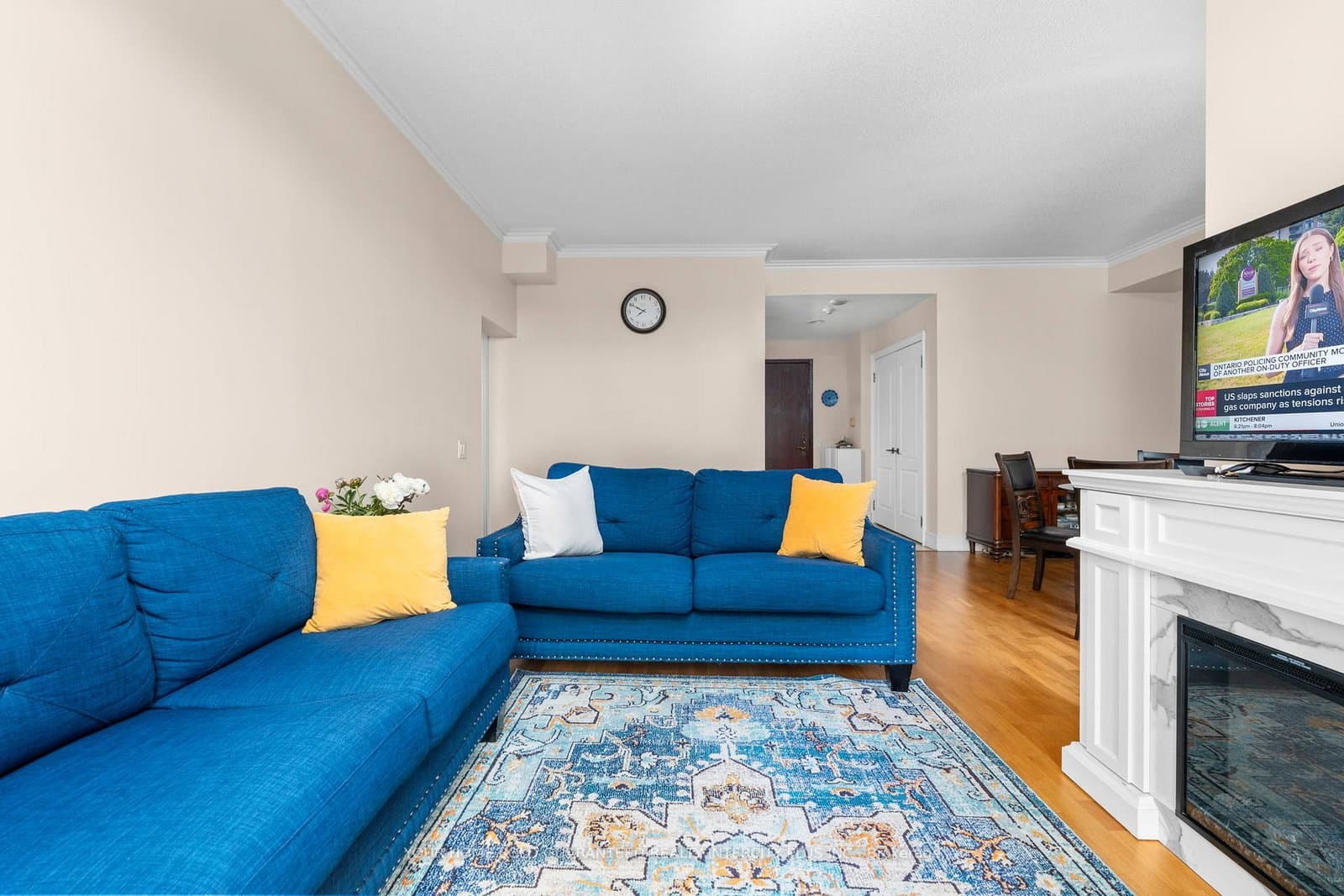 1 Clairtrell Road, Unit 811 thumbnail 16