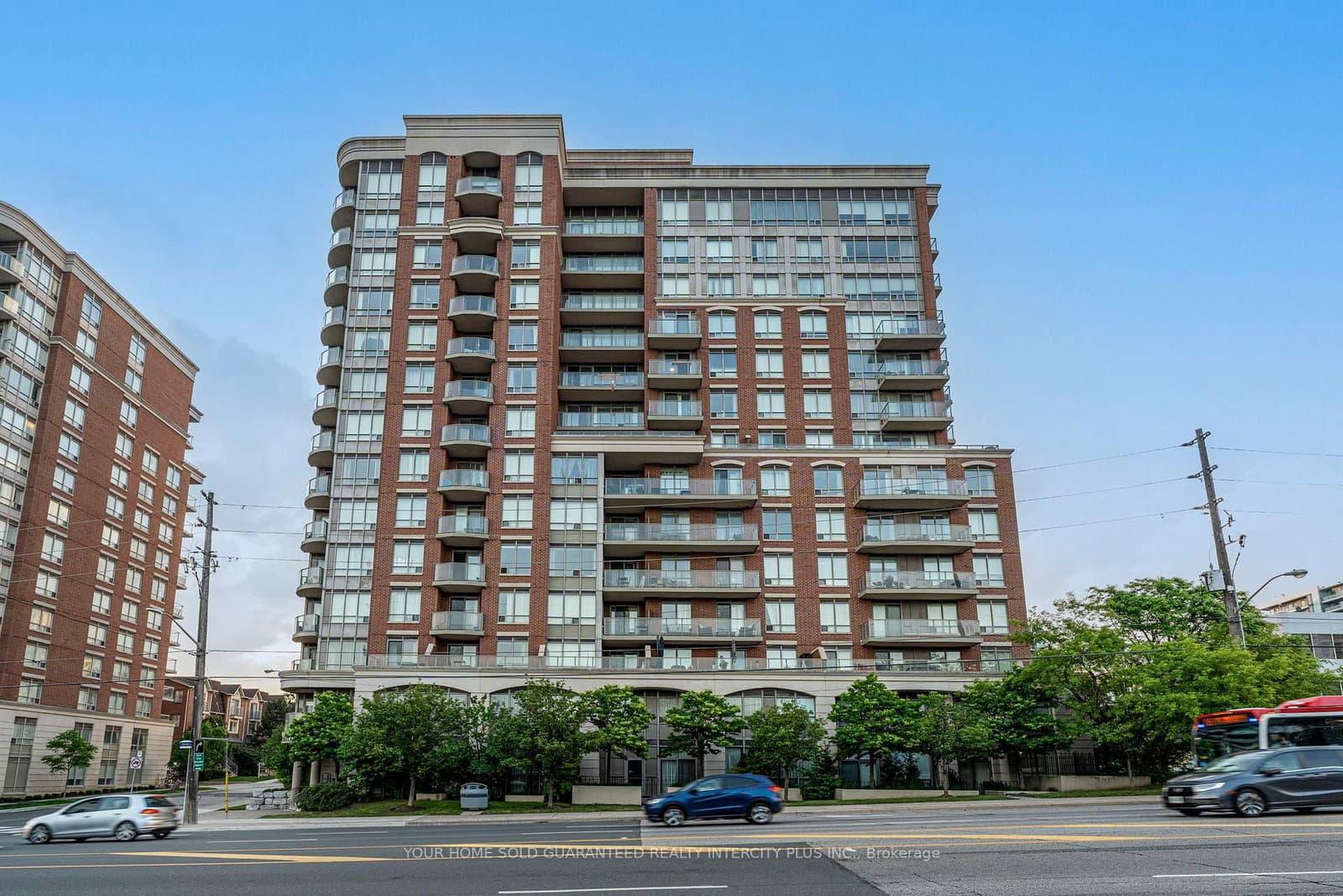 1 Clairtrell Road, Unit 811 thumbnail 2