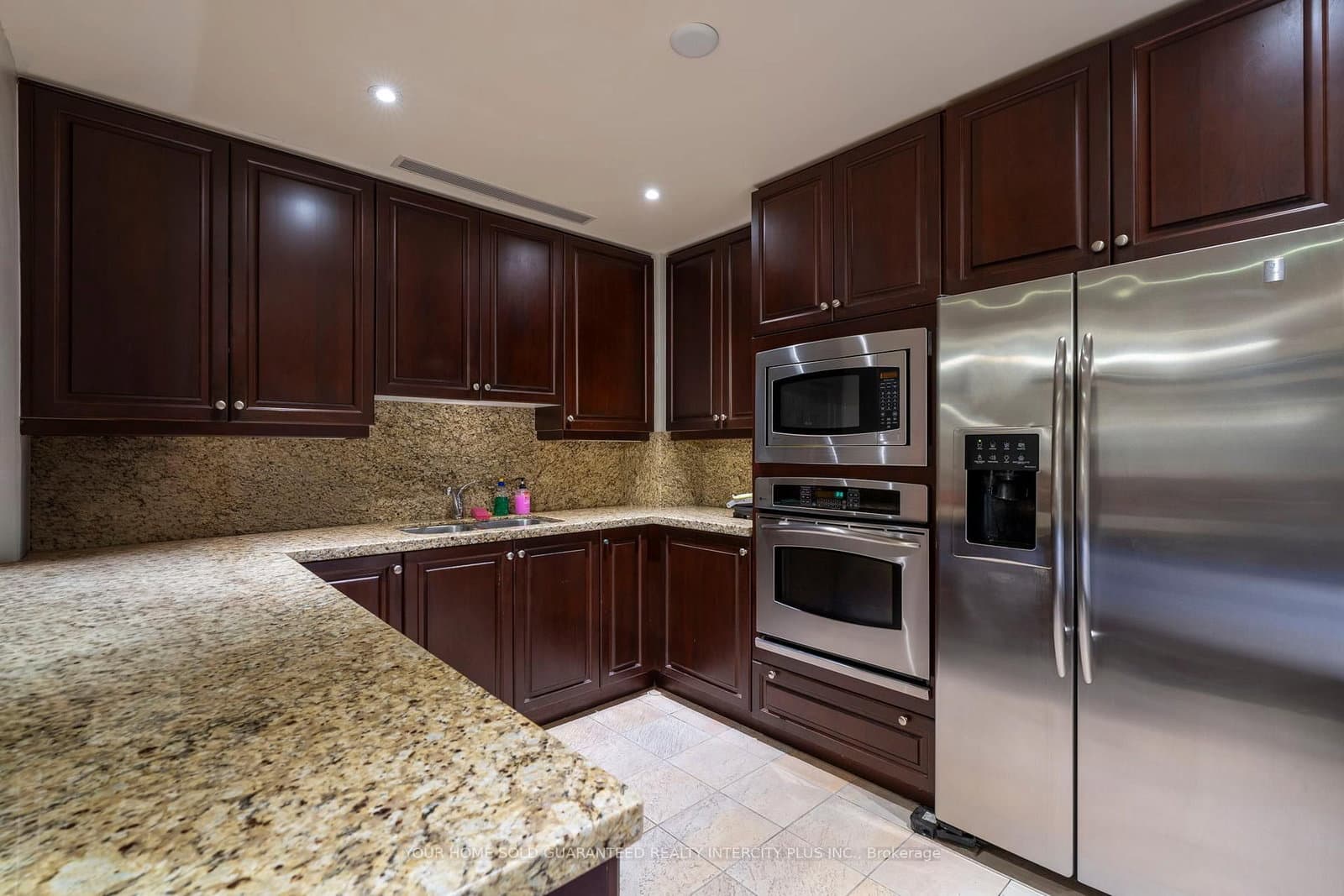 1 Clairtrell Road, Unit 811 thumbnail 41