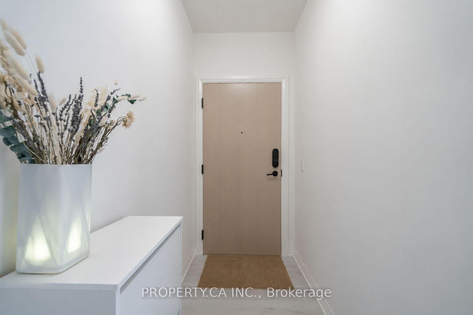 280 Dundas Street W, Unit 1702 thumbnail 3