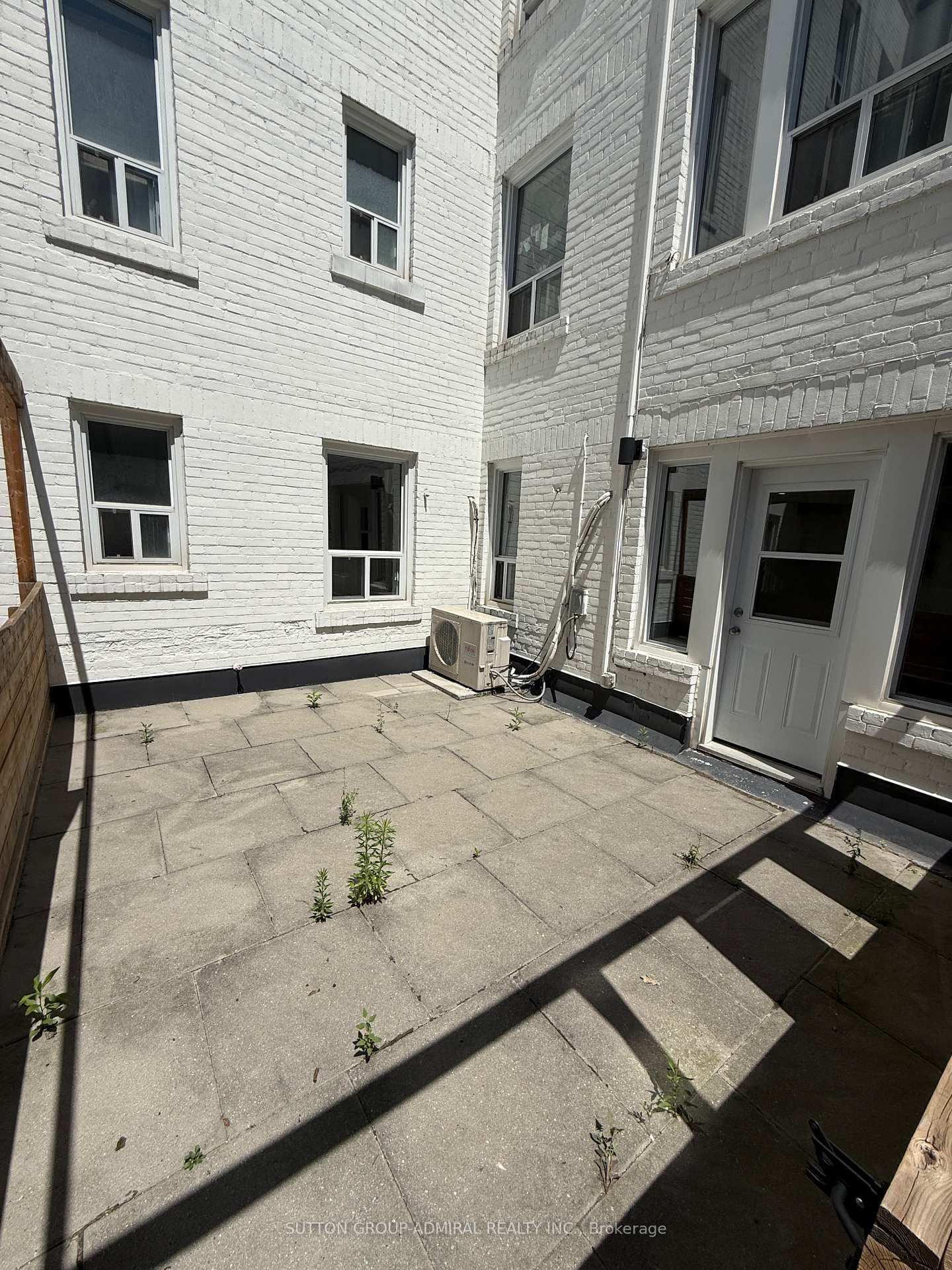 699 Eglinton Avenue W, Unit 102 thumbnail 8