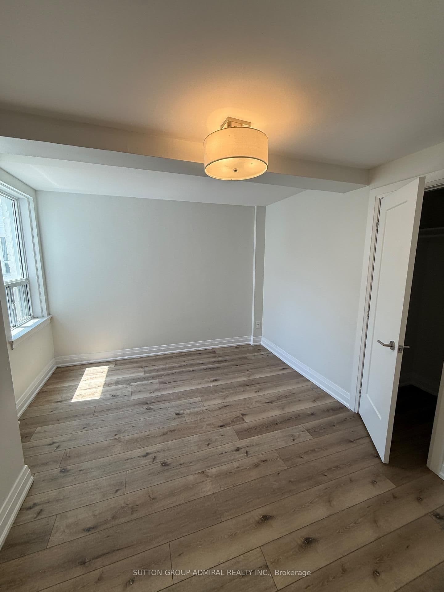 697 Eglinton Avenue W, Unit 304 thumbnail 3