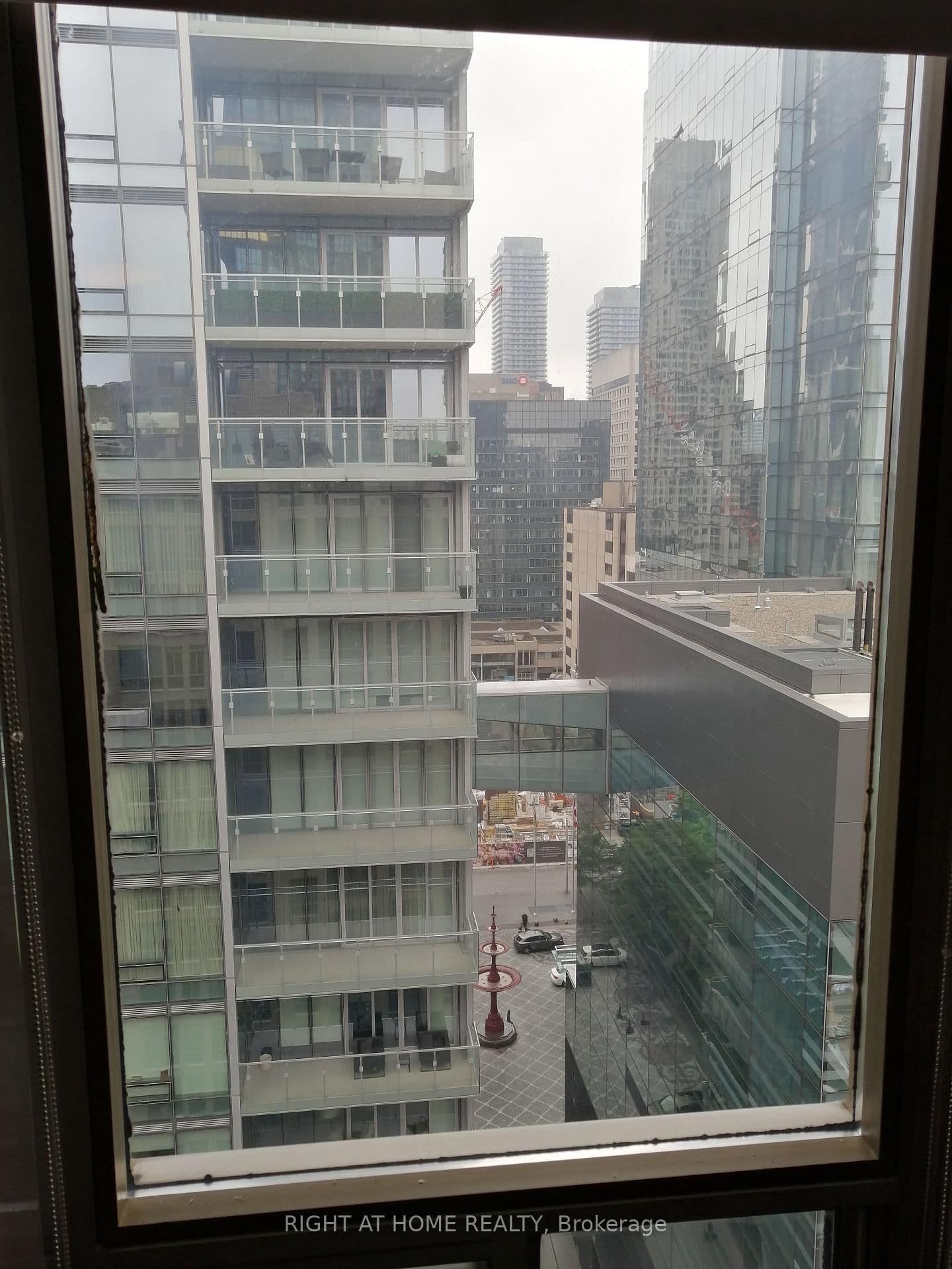 40 Scollard Street, Unit 1601 thumbnail 28