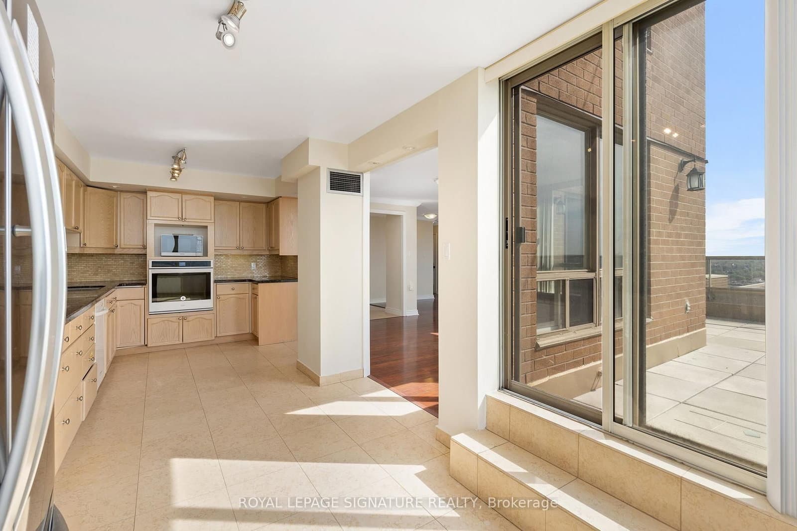 205 Wynford Drive, Unit PH2903 thumbnail 10