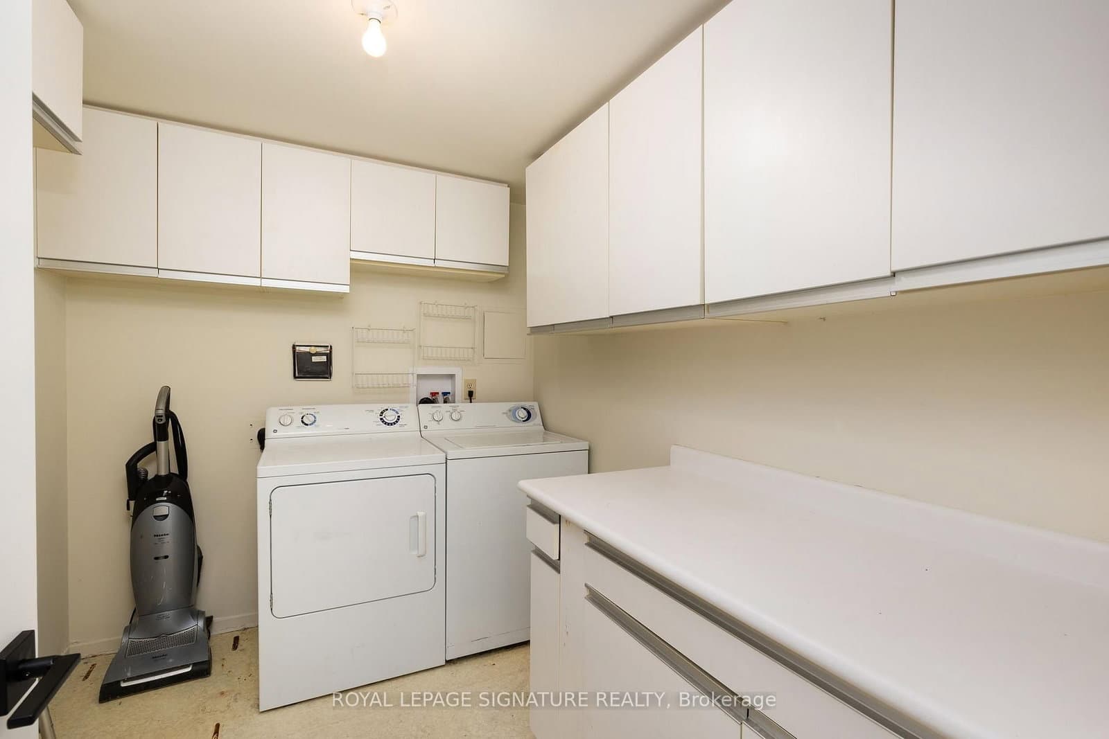 205 Wynford Drive, Unit PH2903 thumbnail 28