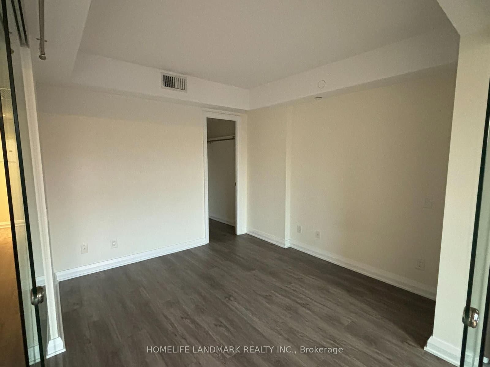 155 Yorkville Avenue, Unit 901 thumbnail 6