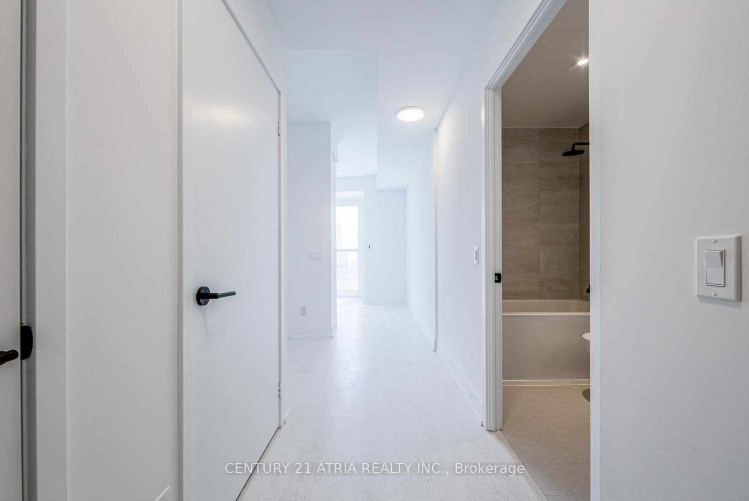 308 Jarvis Street, Unit 3001 thumbnail 5