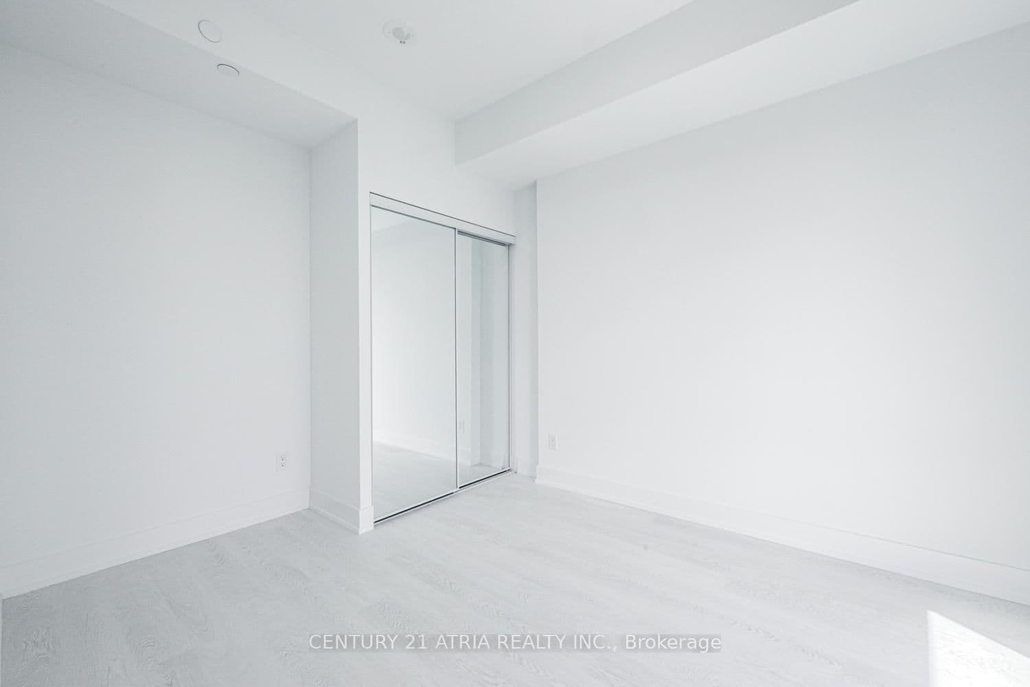 308 Jarvis Street, Unit 3001 thumbnail 8