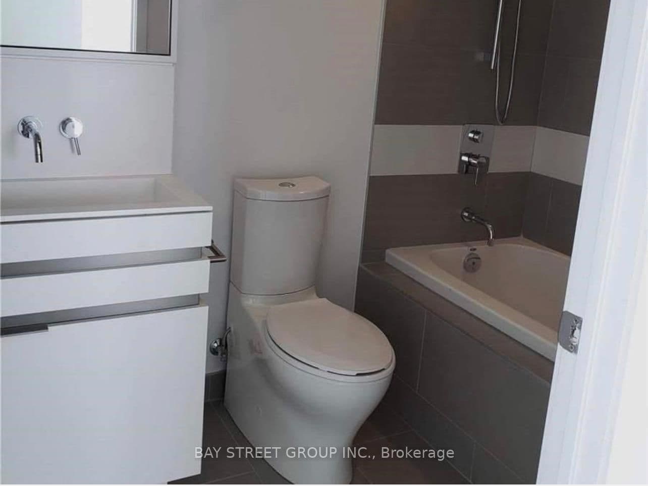 197 Yonge Street, Unit 4209 thumbnail 11
